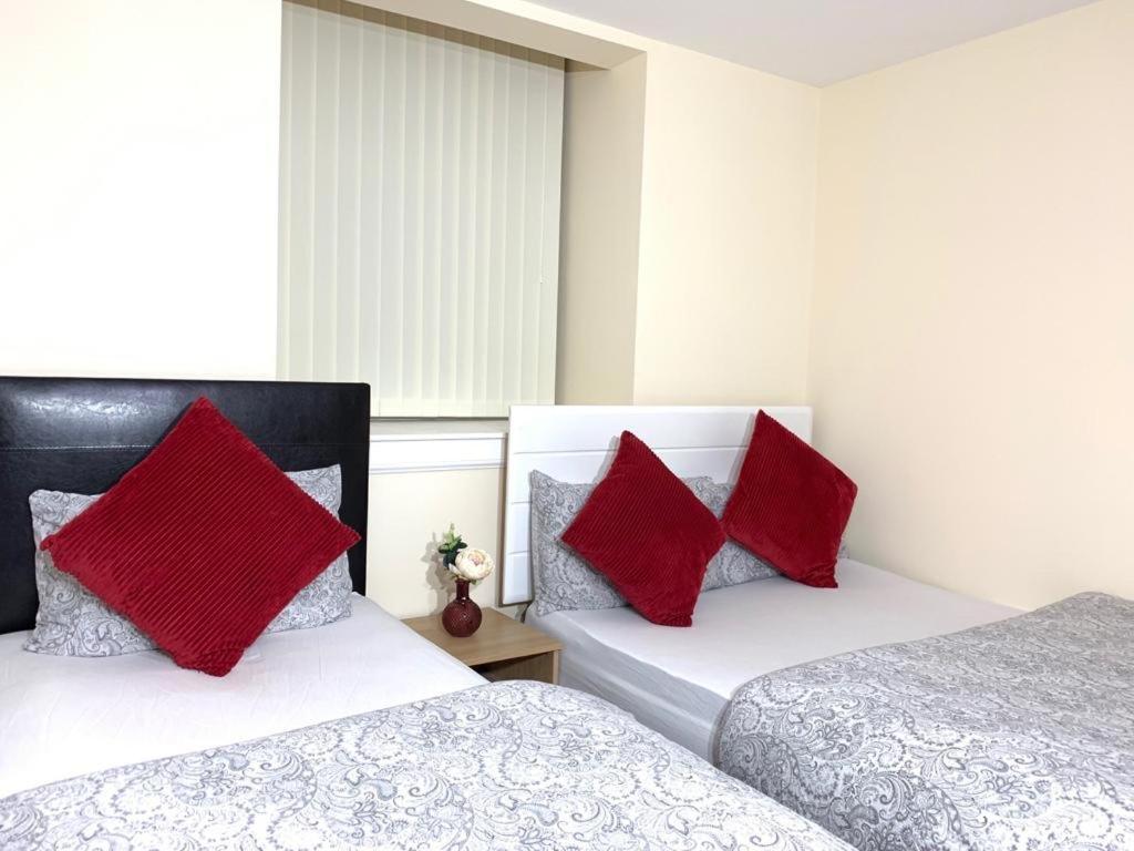 Edinburgh Ocean Inn Bagian luar foto