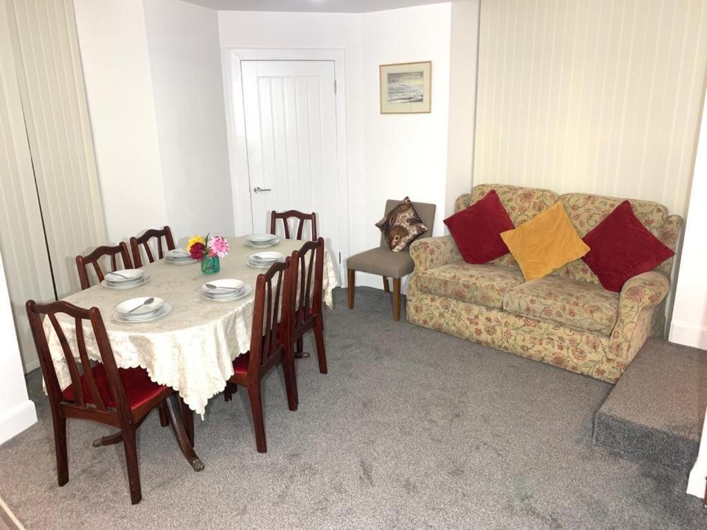 Edinburgh Ocean Inn Bagian luar foto